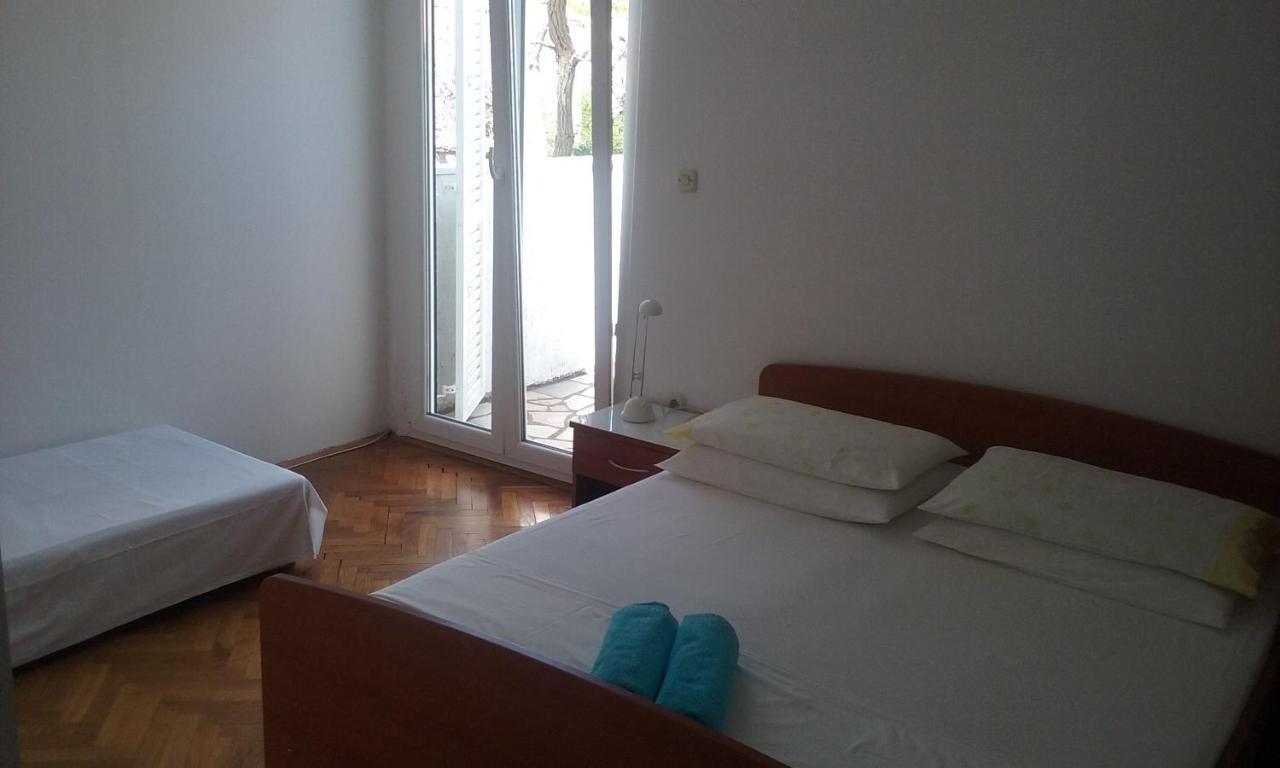 Apartments Vini And Ivana Sucuraj Room photo
